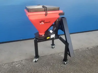 Vistech Elektrischer Streuer VT 1.4 mit Aufnahmen