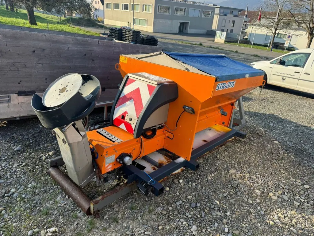 5d0033cc-896d-48cc-a730-60fde0c7e144-Salzstreuer Nido1.jpg