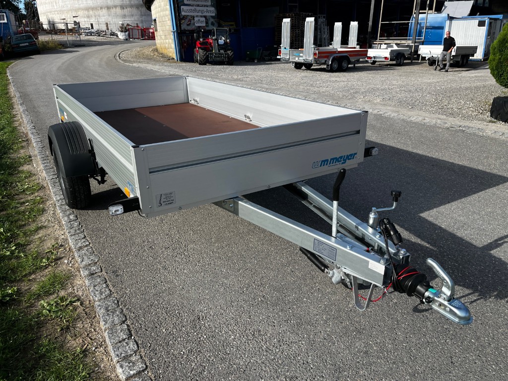 7325129e-4e24-4055-b62c-53748a2fd7a8-35534 WM Meyer AG Anhänger Auto B 1330-151 Alu (4).jpg
