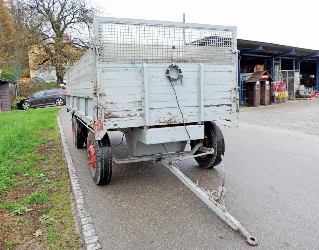 daf135dc-f3c8-4ea5-967e-b69ca0a3a393-31809-Eigenbau-Anhänger-Brückenwagen-(5).jpg