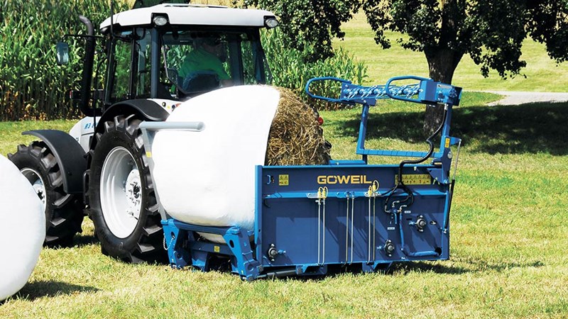 Göweil Rundballen- Auflöser RBA mit Ladearm