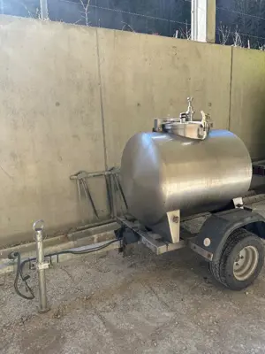 Milchtransporttank