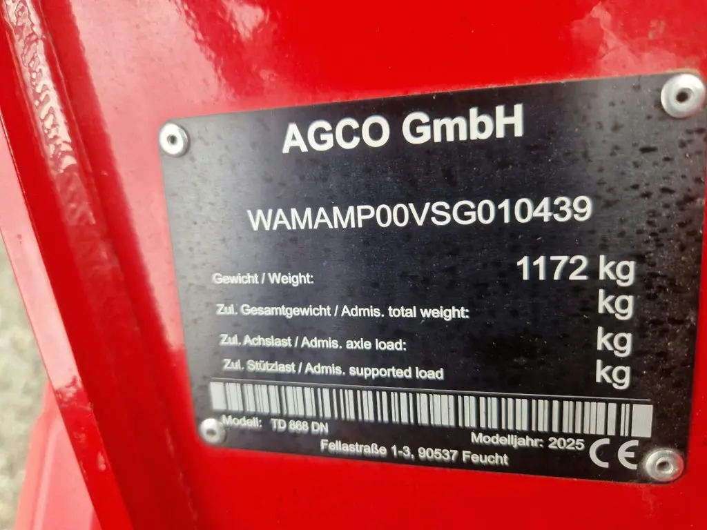 51ec40bc-8dd0-4d8e-9fef-88ccada75b8c-aca8658f-aac8-4337-9bb7-a88e111d794d.jpg