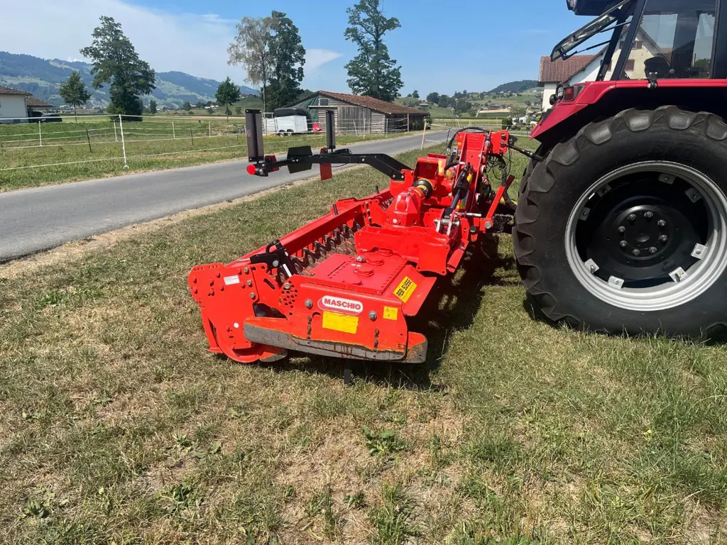 338e9ac1-1fe7-48a1-95b8-b92193466fdf-Maschio 3.jpg
