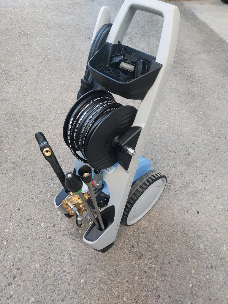 2e95e2dd-b5c7-4193-9b3d-e944f7922045-Kränzle  X10140 TST CH (1).jpg