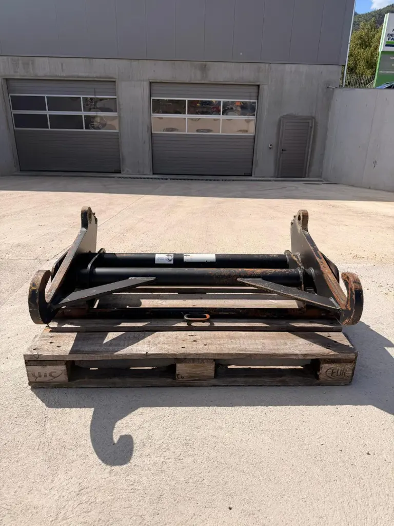 interface JCB Q-FIT / EURO 8