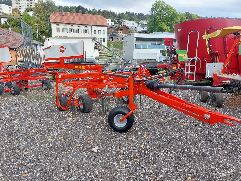 6e690c97-e51f-46a7-84ee-5dea5ac59891-Kuhn Meister (1).jpg