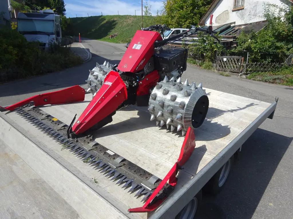 Motormäher Köppel CC 14-03 mit 14Ps Robin Motor