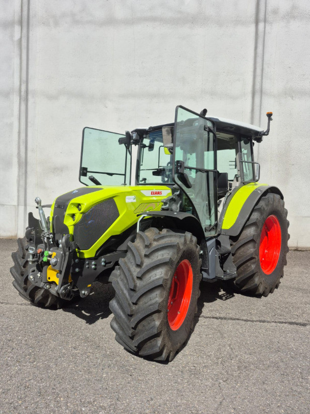 77bab5b6-6c61-41cb-be0d-98d0d0b22403-Axos Front.jpg