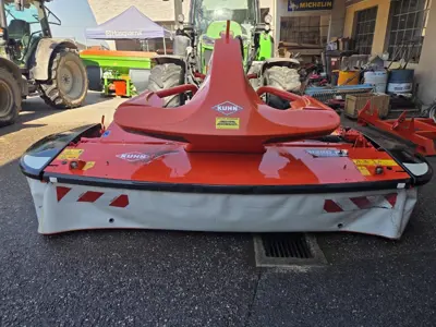Faucheuse frontale Kuhn a disque avec conditionneur FC 3125 F FF