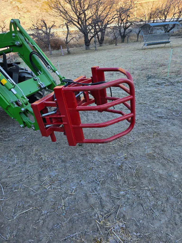 979402c7-eb16-4464-8745-822589cfd54a-Rundballenzange Düvelsdorf occ. .jpg