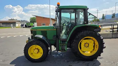 Traktor John Deere 6200