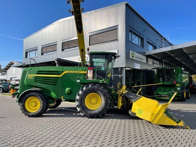 Feldhäcksler John Deere 7480i