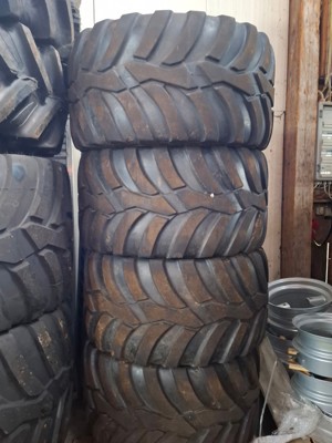 560/45R22.5 Reifen und Räder für Anhänger 56045225