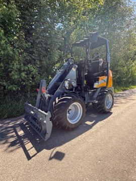 cc43fe62-ebd5-4c33-980a-28fcb4ef644a-leiser ag - Giant1500 Occ. 2.jpg