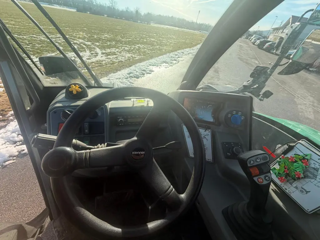 7a39de9f-34bd-4cf9-939e-2adb5aa738e4-WhatsApp Image 2026-02-18 at 07.56.38 (3).jpg