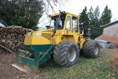 Forstschlepper HSM 805 B