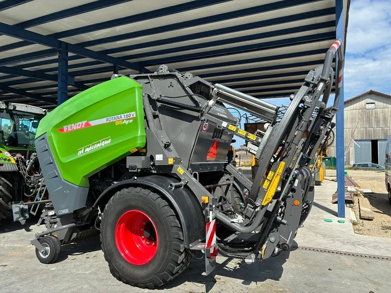 fcfc4617-0fd9-40e9-b2b7-1fe17d186815-Fendt Rotana V 160 5.jpg