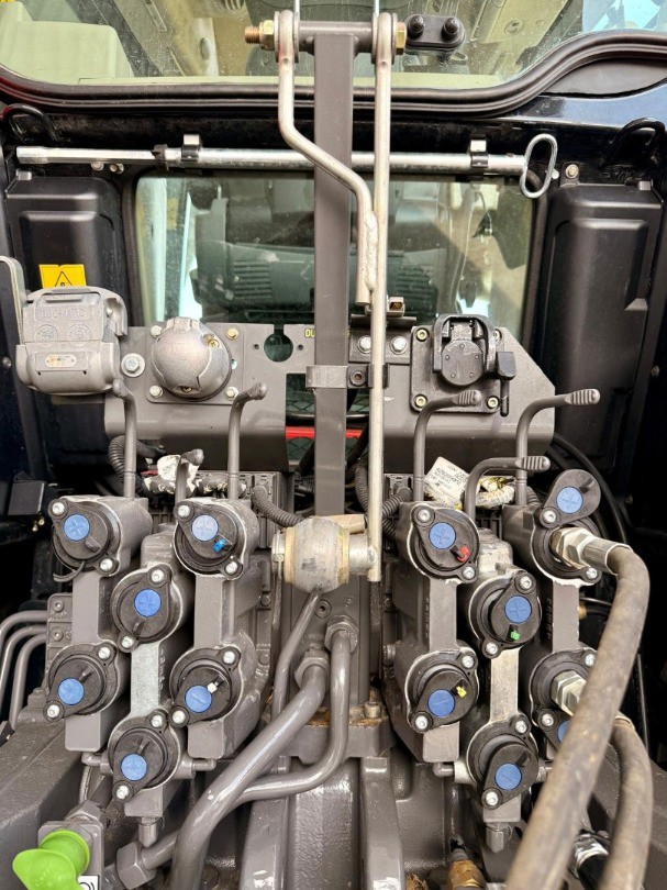 f462869e-7989-41cc-aed1-ad5643cbb44f-WhatsApp Image 2025-10-29 at 14.40.27 (3).jpg