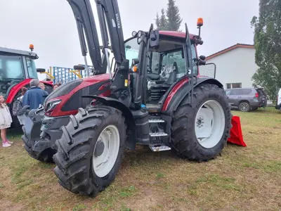 Tracteur Valtra G 135