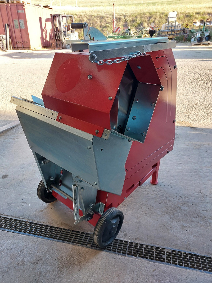 8f990848-c90d-4557-bcf8-596c1561777e-Collino scie (5).jpg