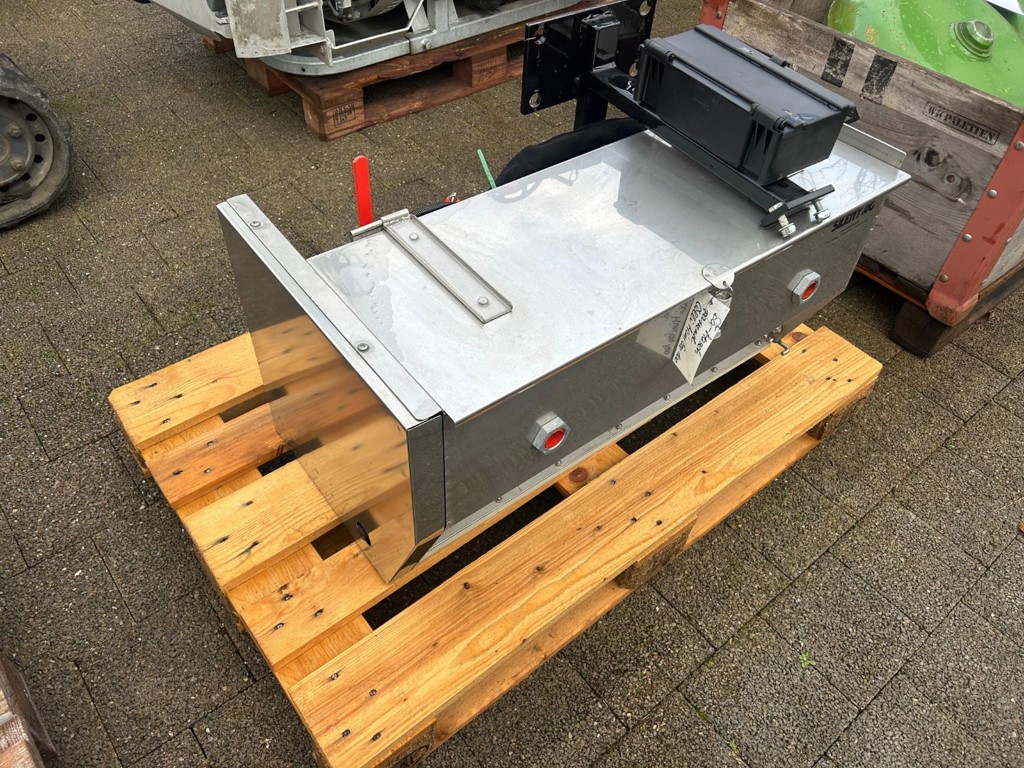 feb6523c-85e6-45ba-82d3-9cc2e873b6af-WhatsApp Image 2025-10-23 at 08.jpg