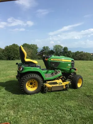 John Deere X758 4x4