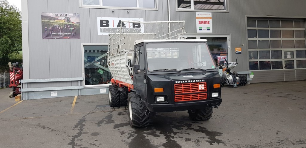 deff512a-97e3-442c-a4ac-1eec1c8f4d98-Muli 600 SL mit Vielschn. Front Ambda.jpg