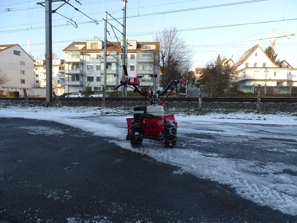 eda1f0f5-8201-484b-a1b3-857f184815e9-1254 (5).jpg