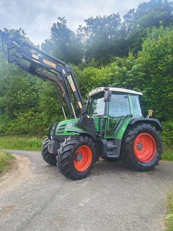 f370e1a9-4f68-4f37-857e-932c8c470620-Fendt308c4.JPG