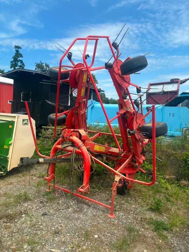 d5f7a920-3859-4f23-860e-ce554862fb12-Kuhn 4.jpg