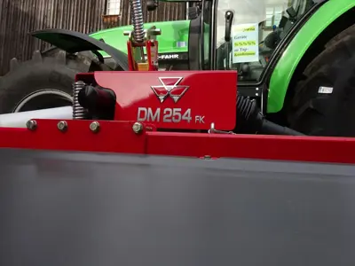 Frontscheibenmäher MF 254DM Fella 260FK zu 2-Achs