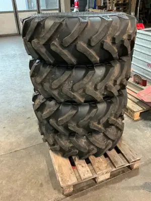 Reifen für Teleskoplader, Radlader, Hoflader