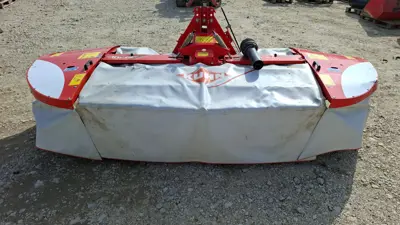 Faucheuse à disques frontale Kuhn