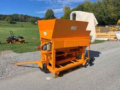 Lanker, Heurüstmaschine Kunststoffzinken