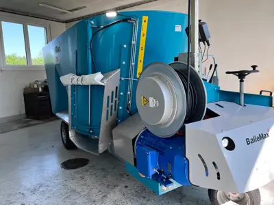 Elektro-Futtermischwagen 30kw / BalleMax 10-16m3 Vorführmaschine