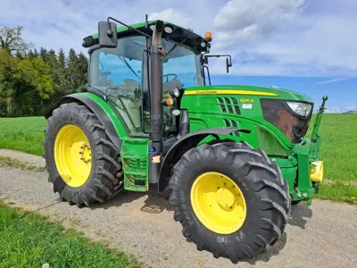 John Deere 6125R