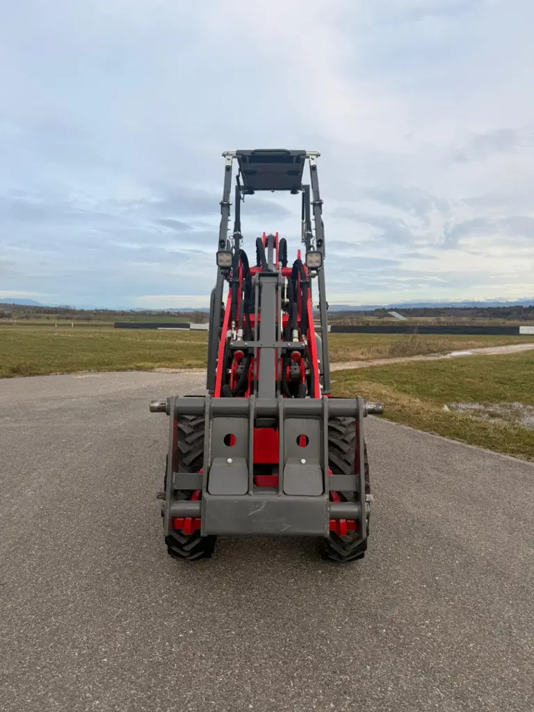 c1c075f9-c4e2-448d-b21b-70141cb28fa9-WhatsApp Image 2026-02-13 at 14.jpg