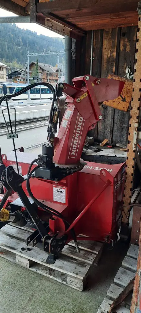 201930a1-3bdc-4654-af3f-e5a7f1cd0988-e6ca7c80-0067-4ef6-9d7a-a00695b26c22.jpg