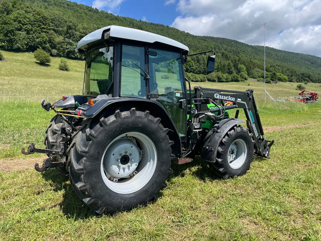 0b61fa34-3985-4c0a-b8b7-3e69a10e70d0-Deutz-Fahr Agroplus 80 (3).jpg