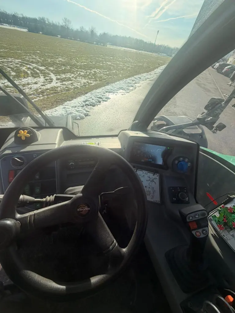 c2c60526-c2c3-41db-a3b5-a7c9ed890d62-WhatsApp Image 2026-02-18 at 07.56.38 (5).jpg