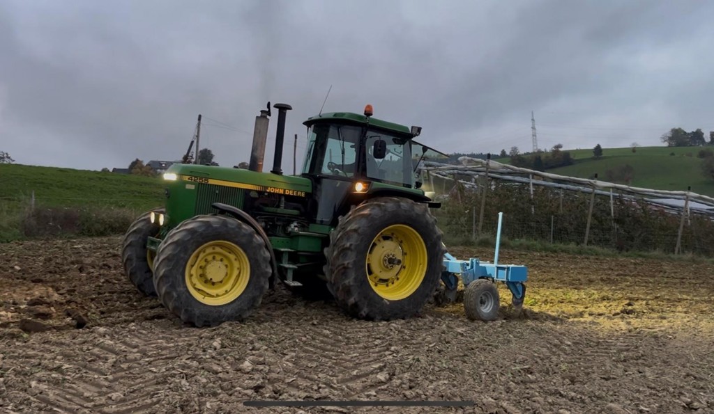 9eb4e6da-cc2a-4467-9078-8d2e065d3633-WhatsApp Image 2025-12-26 at 13.jpg