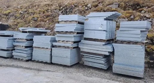 32495407-723c-4eb4-a7f3-4c286c20eff3-Grille caillebotis_2.jpg