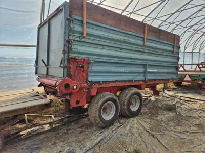 Remorque d'ensilage / Silierwagen