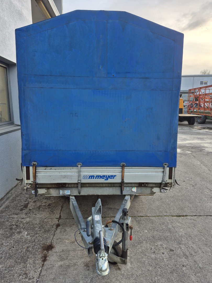f16319aa-a6ec-415a-97fb-114f12c63503-Anhänger Hochlader WM Meyer HLC mit Blache_Planenaufbau LMB Maschinen GmbH 2.jpg