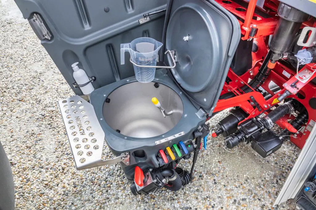 04247097-4889-4bd7-b9dd-9963d73e4490-Leeb CS Einspülschleusentopf Edelstahl.jpg