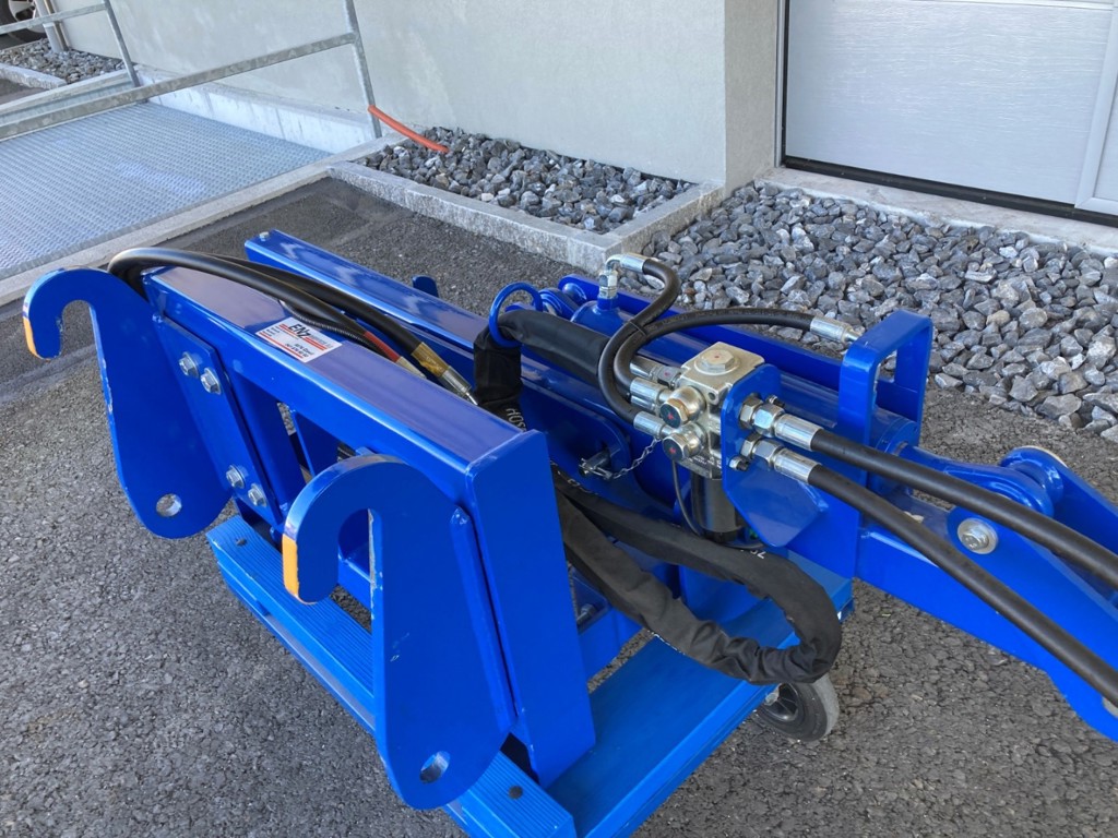 b33a08ef-ad4e-4b55-a0a2-3321348c0342-WhatsApp Image 2025-10-01 at 11.30.32 (4).jpg