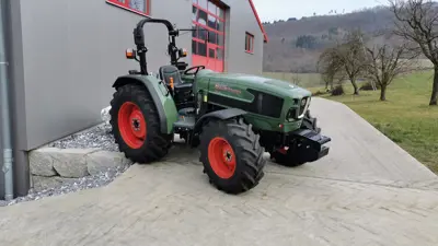 SONDERABVERKAUFSPREIS  Traktor Hürlimann XE80