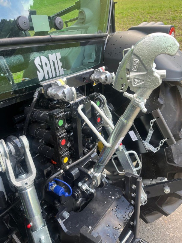 66e9c714-31f9-48dc-98f7-67e4f2ba6632-WhatsApp Image 2025-09-16 at 08.08.42 (1).jpg