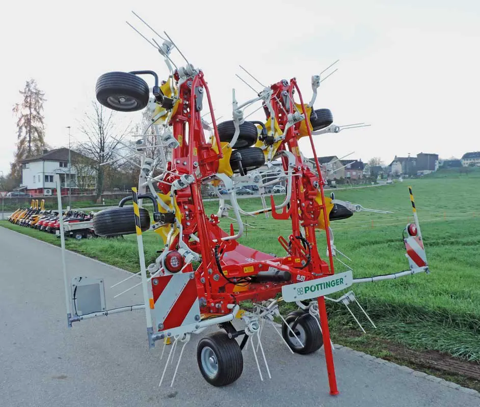 ebe99803-0252-4cd9-93d8-e13240bc792b-31156-Pöttinger-Kreiselheuer-Hit-8.jpg